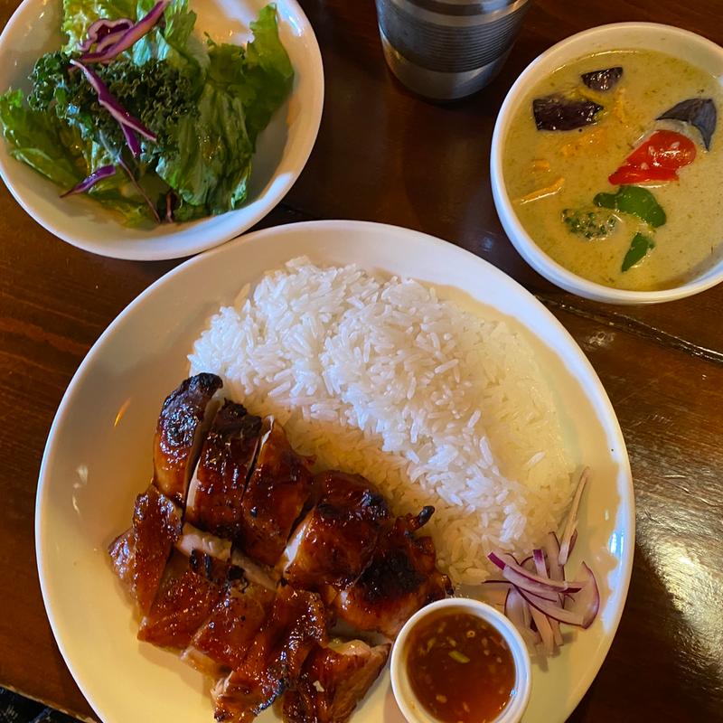 グリーンカレー&ガイヤーン(タイ料理コンロウ渋谷)
