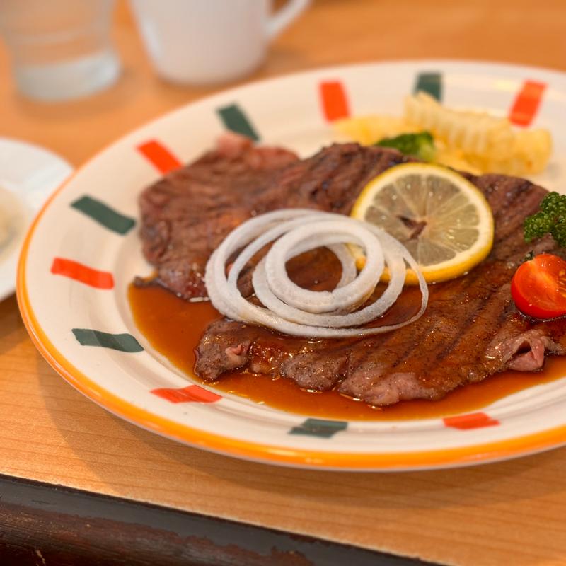 ランチサーロインステーキセット(レストラン　サンヒルズ)