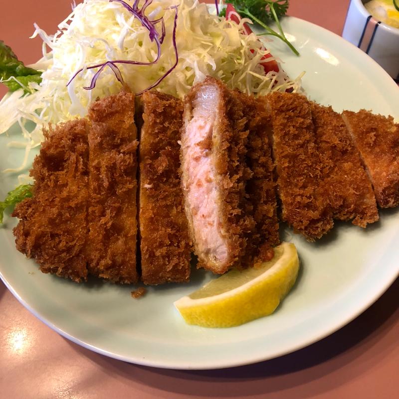 ロースかつ定食(福よし )