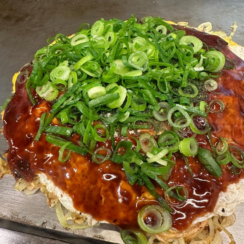 そば肉玉肉ダブル野菜ダブルねぎかけ(お好み焼 みつ )