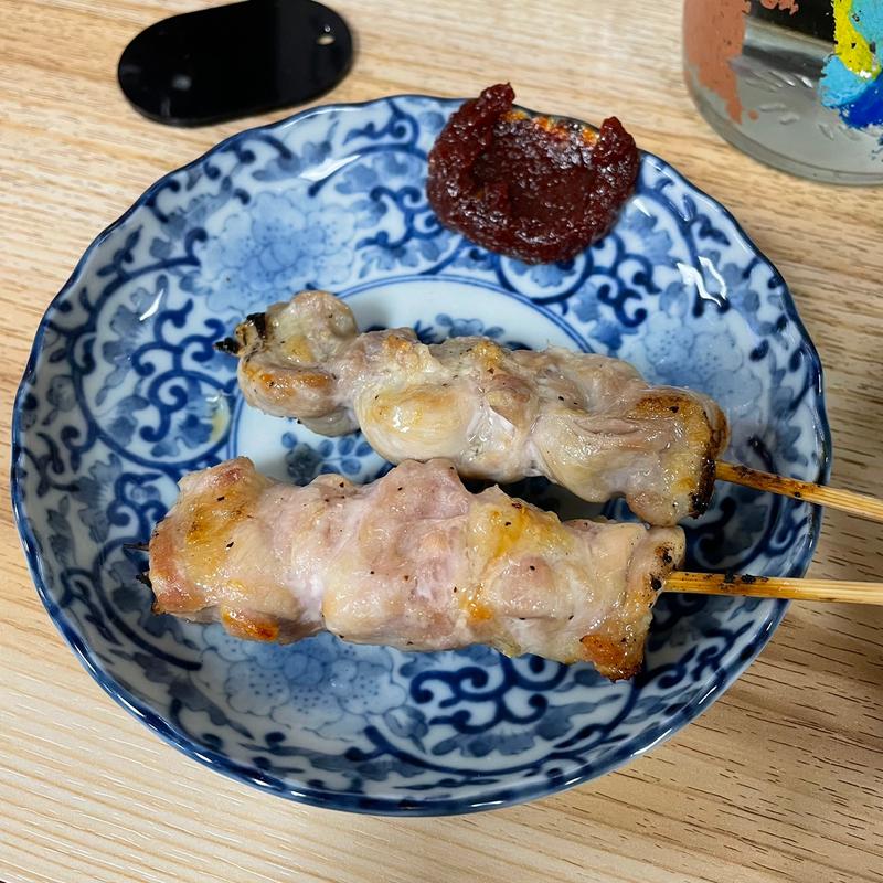 もも、せせり(大衆酒場 酒呑んで飯食って蛙之介 溝の口店)