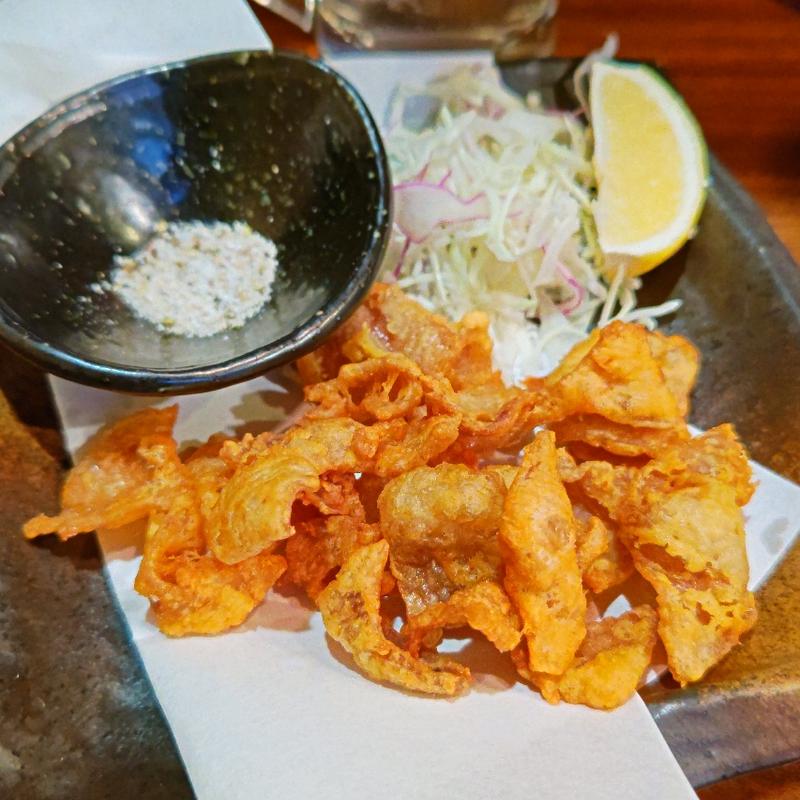 鶏皮唐揚げ(鳥どり)