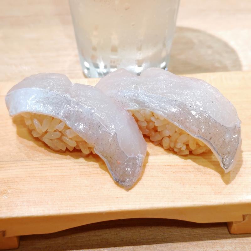 カワハギ(大衆すし酒場 スシマヅメ 野毛本店)