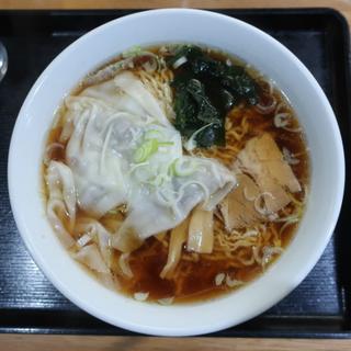 ワンタン麺大盛(らーめん 三吉)