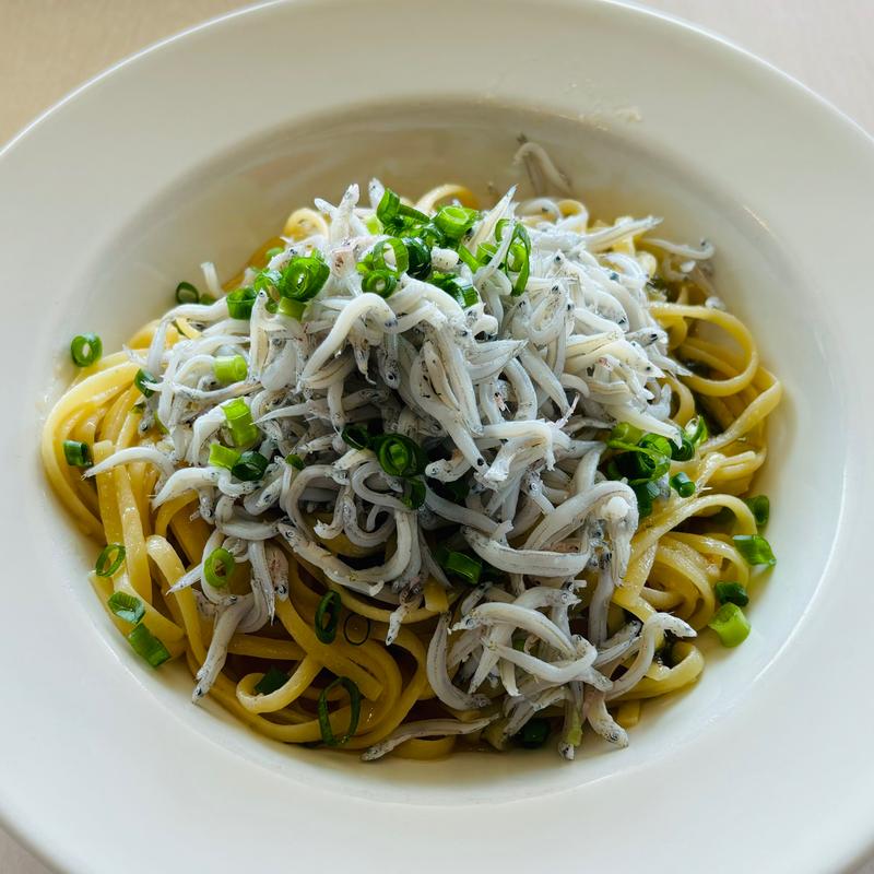 釜揚げしらすと岩のりのぺペロンチーノ　ランチ(サザンビーチカフェ （southern-beach Cafe）)