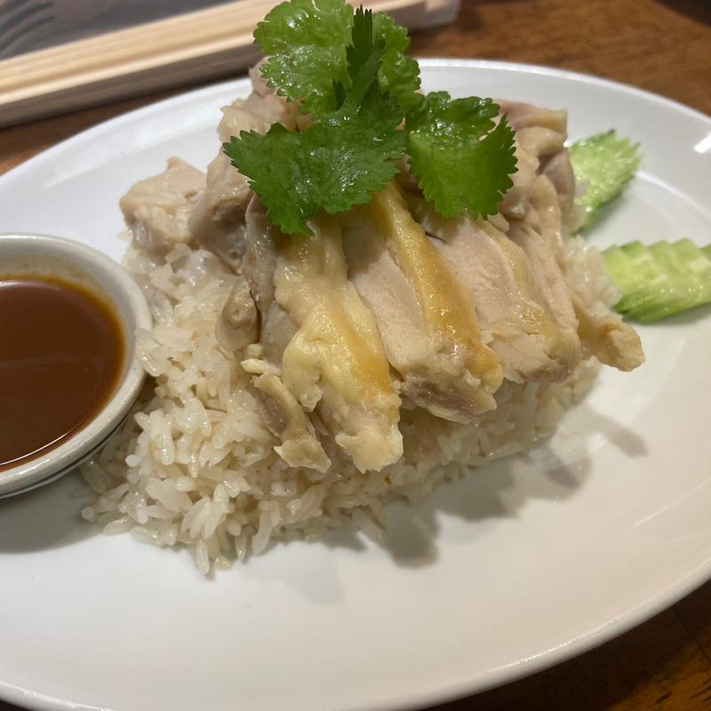 カオマンガイ(ムエタイハウス)