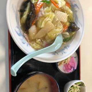 中華丼(北京亭 本店 （ペキンテイ）)