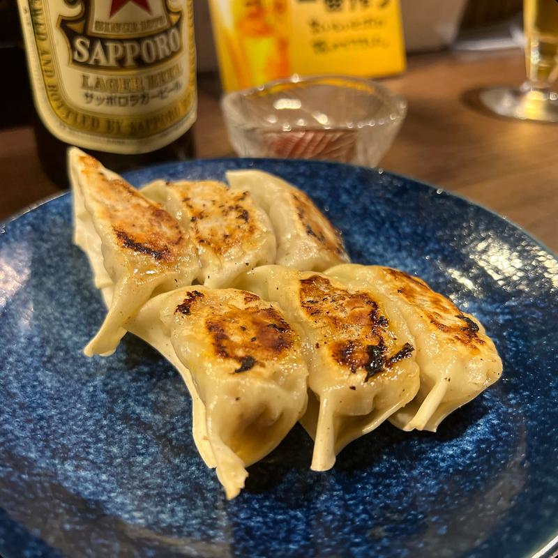 餃子(おでんと鉄板焼きスタンドきとま)