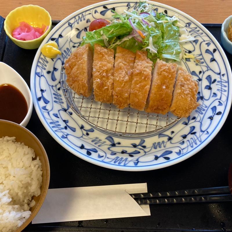 とんかつ定食(あすぱる物産館)