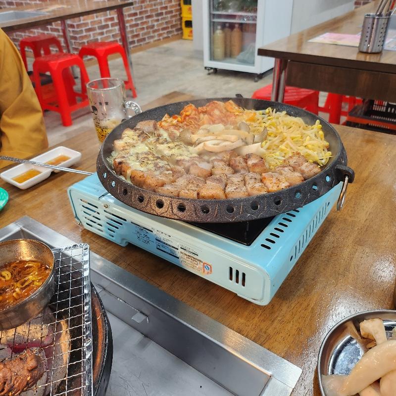 サムギョプサル(ブソン食堂)