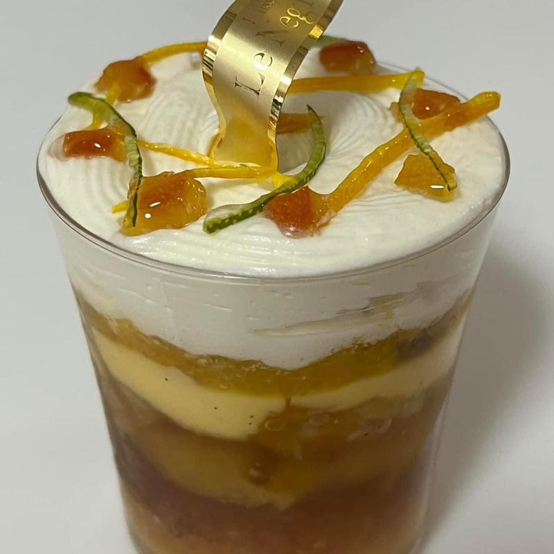 サヴァランオランジュ(パティスリー ル・ネグレスコ Patisserie Le Negresco』)