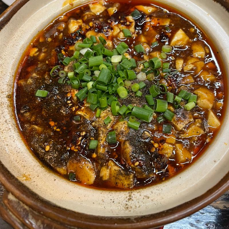 牡蠣入り麻婆豆腐(三日月食堂)