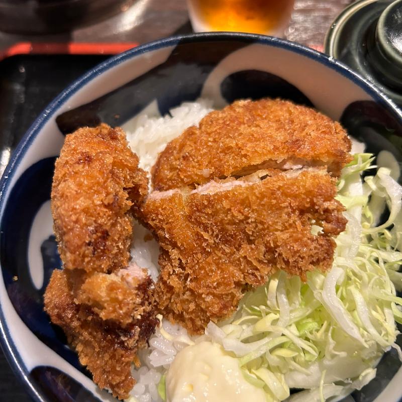 ヒレカツ丼(蕎麦切り くろ)