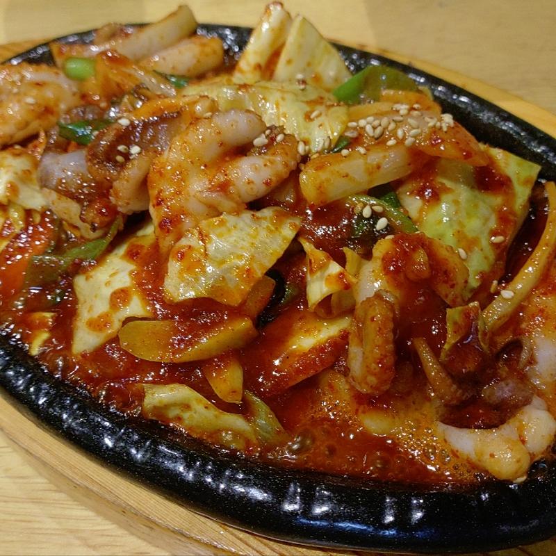 チュクミポックム(韓国家庭料理屋 心の故郷

)