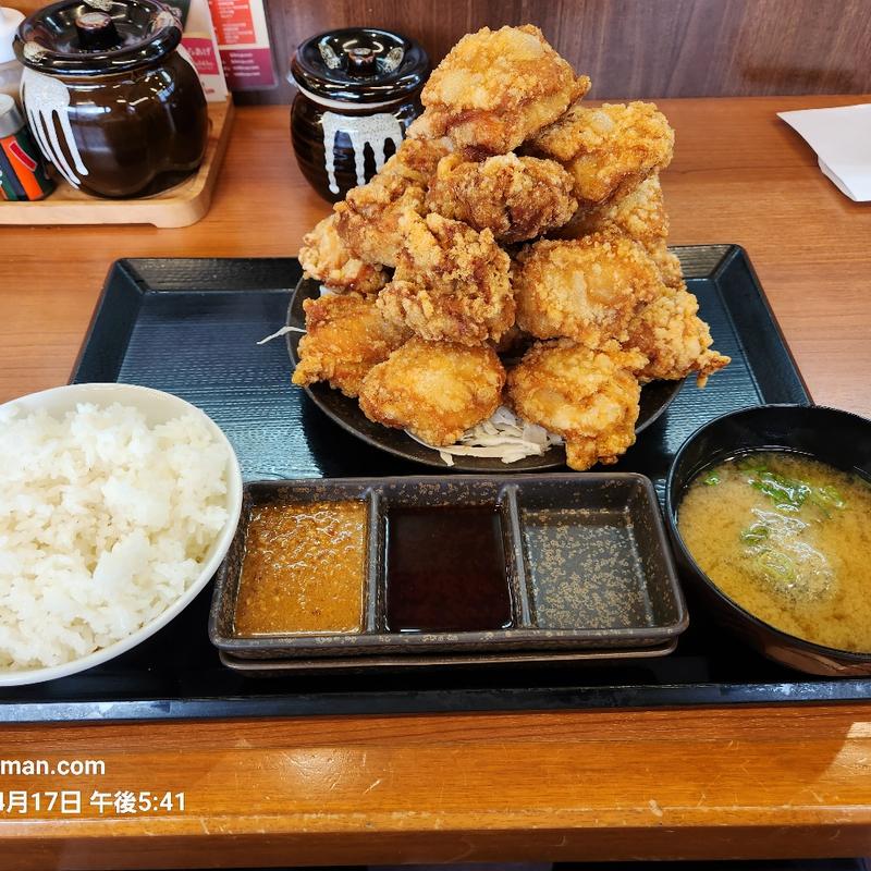 デカ盛り定食(からやま 名古屋森孝店)