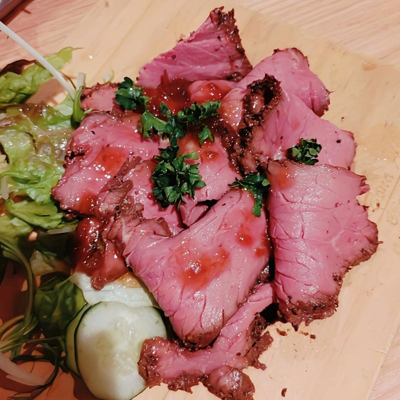 ローストビーフ(和酒だいにんぐ 魚魚呑(とととん))