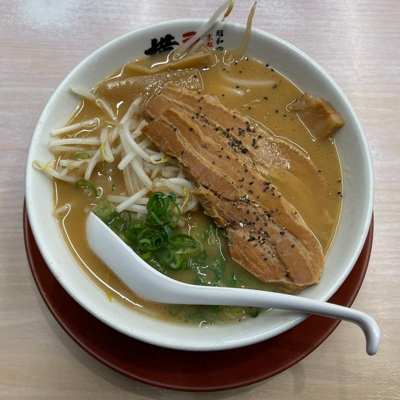 煮込みバラ肉ラーメン　並(ラーメン横綱 柏原店)