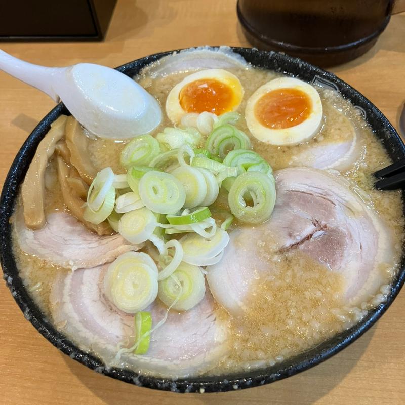 味噌チャーシュー麺味玉(こってりらーめんなりたけ 幕張店)