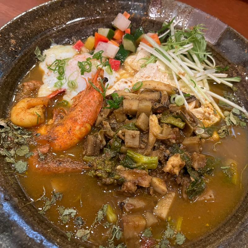 あいがけカレー(旬香唐 （しゅんかとう）)