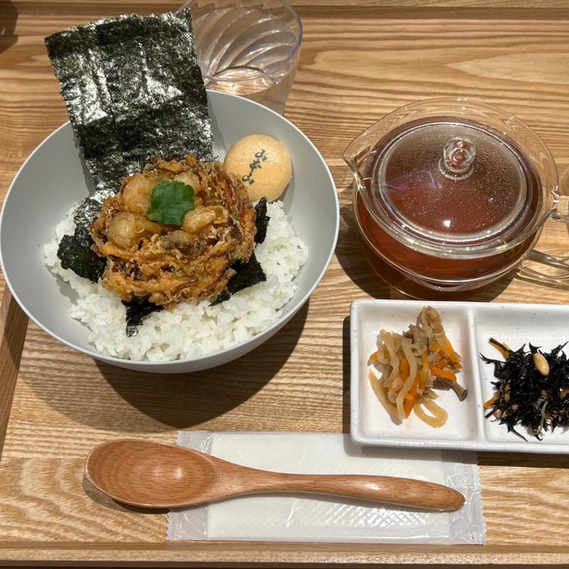 かき揚げ茶漬け(茶漬けおにぎり 山本山)