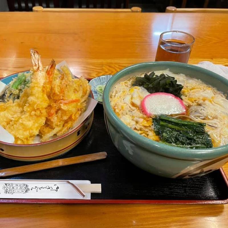 天とじ蕎麦(そば処 長岡屋)