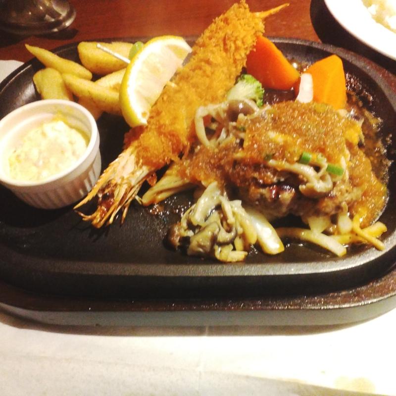 和風ハンバーグ＆エビフライ(アルカサール 神保町店 （Alcazar）)