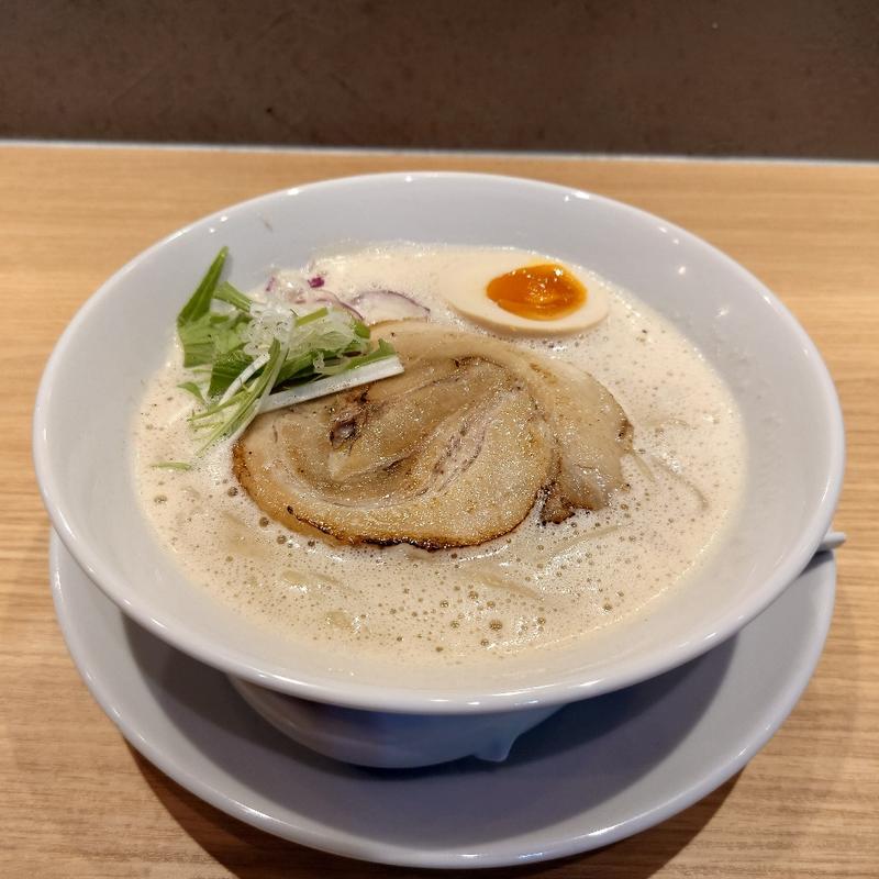 (鶏白湯そば 鶏すけ)