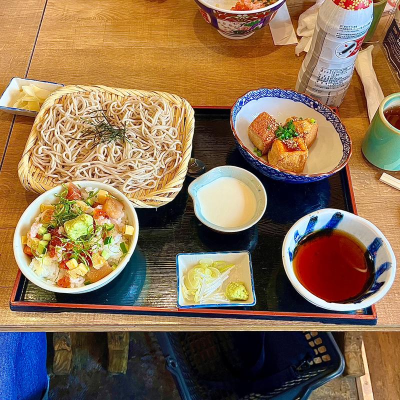 海鮮小丼ぶりとそばセット(磯丸水産 プリンセス大通り店 )