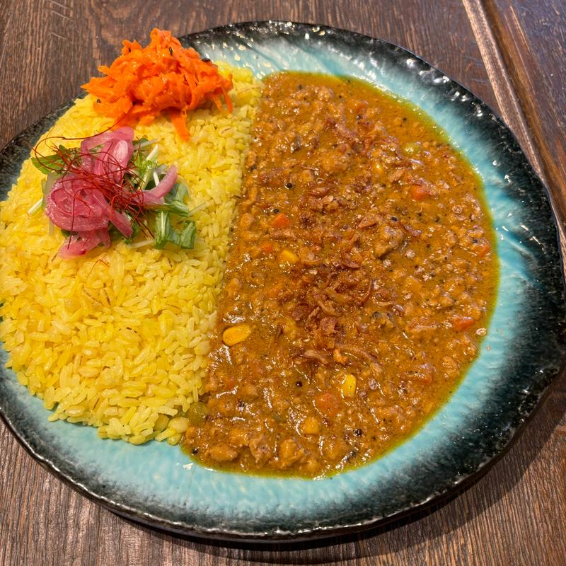 クリーミーペッパーキーマカレー(スパイシーカリーハウス半月)