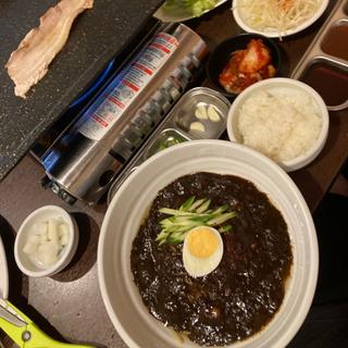 選べるサムギョプサル定食(ジャージャー麺)(コリアンダイニング李朝園 鶴橋店 )