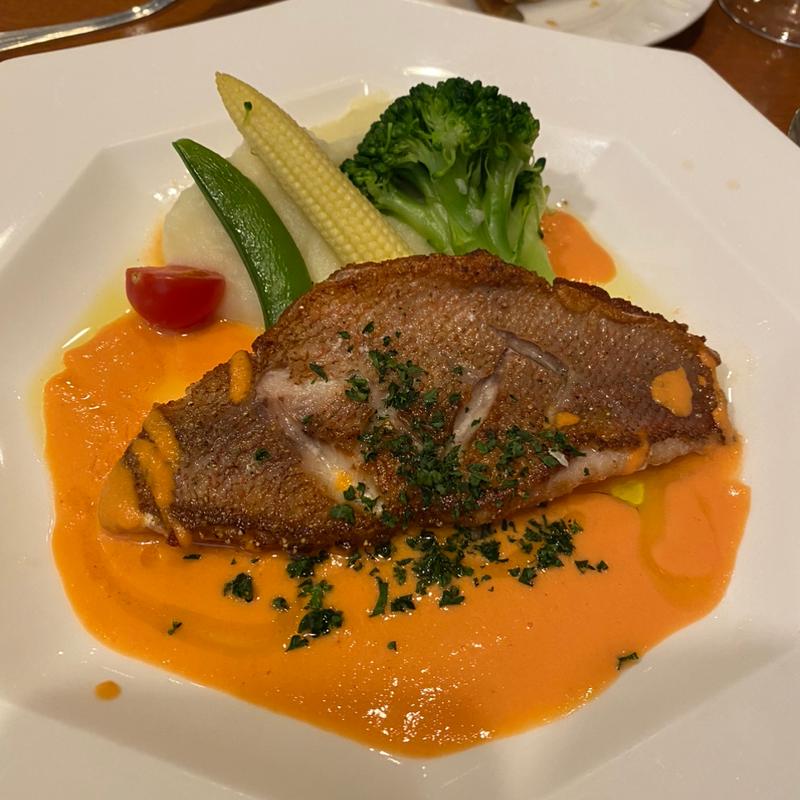 赤魚のポワレ(シャン・ドゥ・ソレイユ)