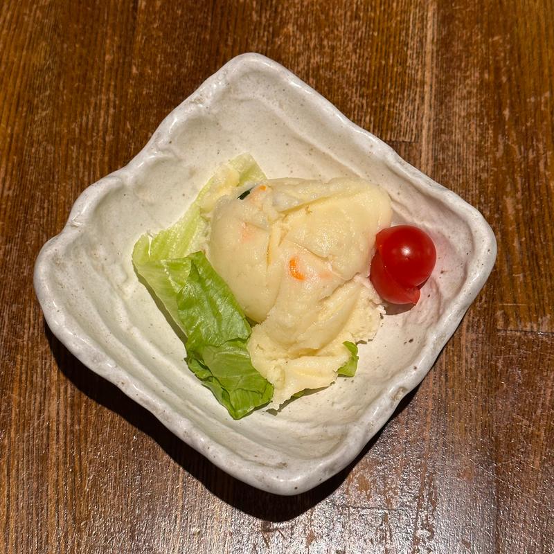 伝説のポテトサラダ(炭火焼鳥 無門)