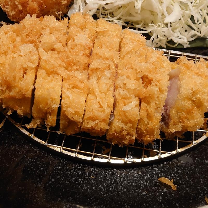 南の島豚 ロースカツ定食(神楽坂とんかつ あげづき)