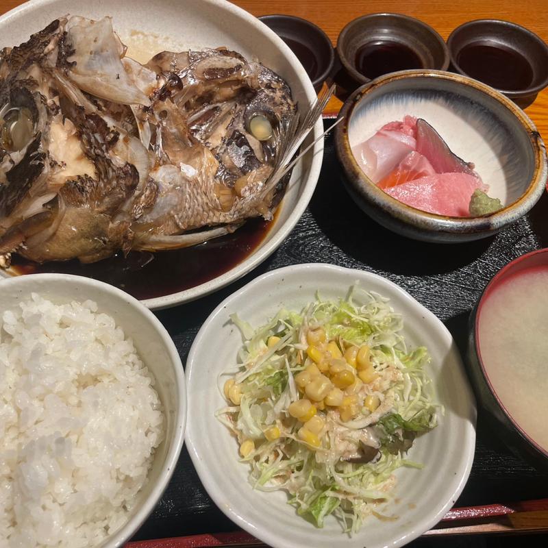 ブリあら煮(秋葉原漁港 快海 （あきはばらぎょこう かいかい）)