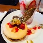 薔薇と苺のパフェ(オクノシブヤ)