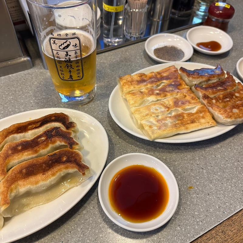 (天鴻餃子房 神保町２丁目店)