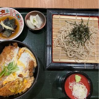 ヒレカツ丼と蕎麦セット(ローズ)