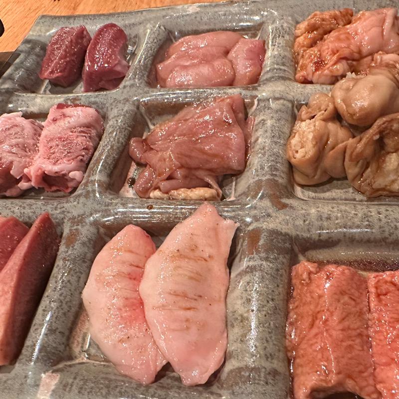 (ホルモン焼　婁熊東京 （ルクマトウキョウ）)