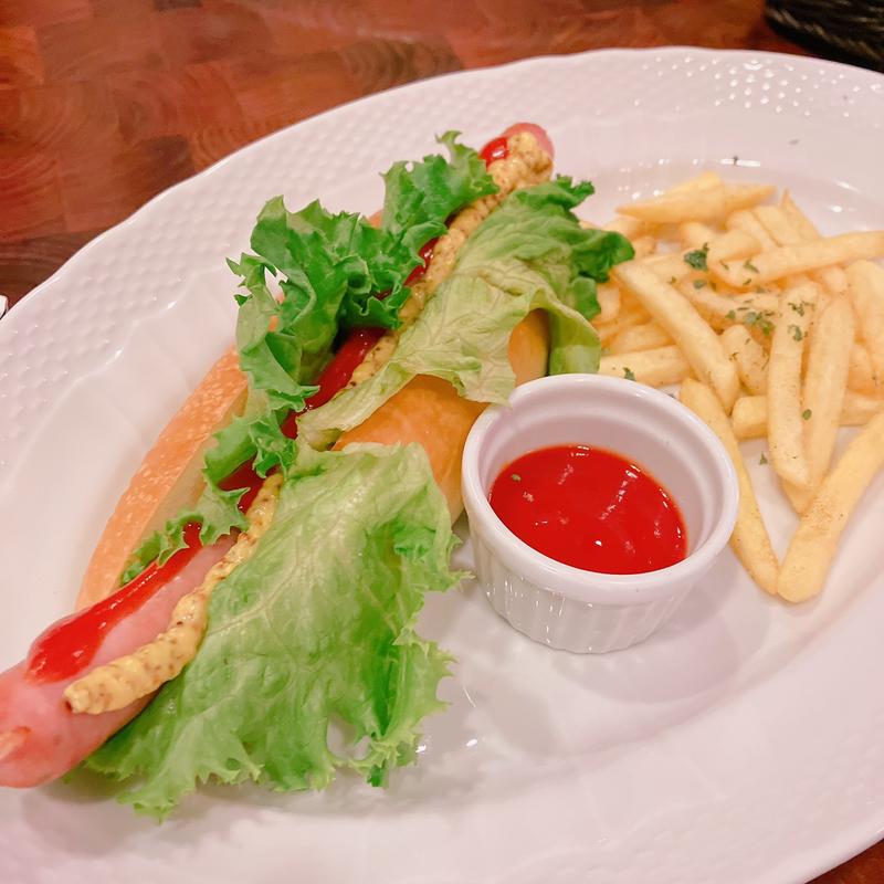 星乃ホットドッグ&ポテト(星乃珈琲店 新宿アルタ店 )