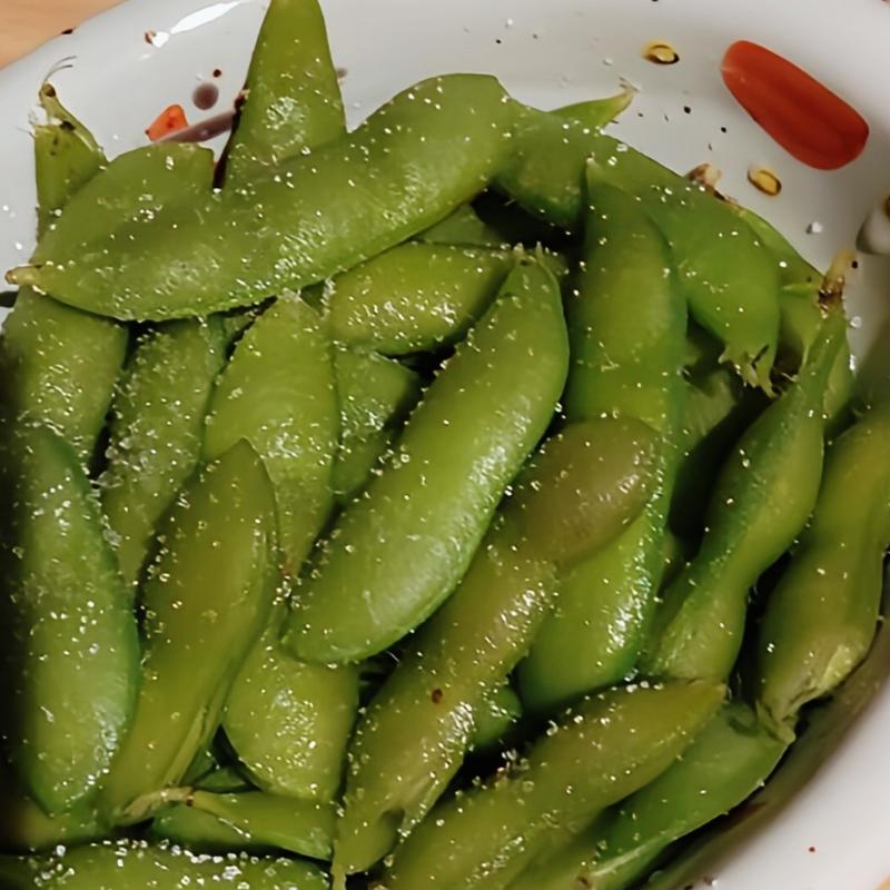 茹でたて茶豆(和酒だいにんぐ 魚魚呑(とととん))