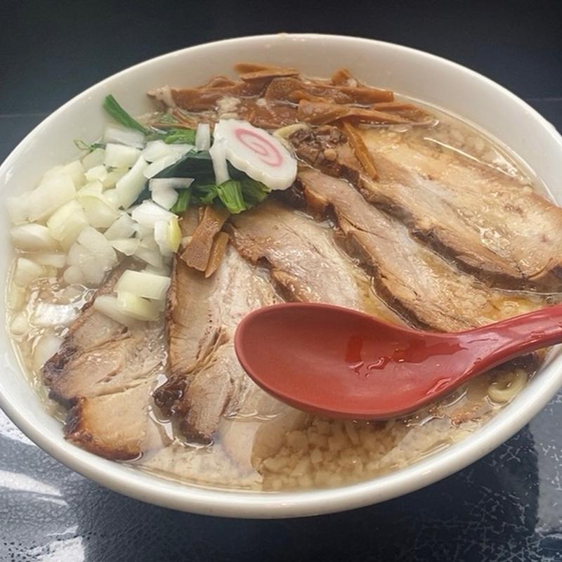 背脂ちゃーしゅー(麺食堂　なるとや 小新店 )