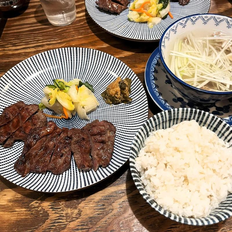 牛たん定食(炭焼牛たん東山 新橋御成門店)