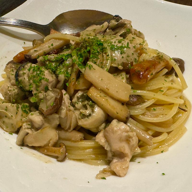 牡蠣のオイルスパゲッティ(イル・ヴィゴーレ 神田神保町店 （IL VIGORE）)