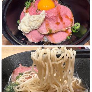 鶏塩ラーメンとローストビーフ丼(北海道キッチン YOSHIMI 横浜店)