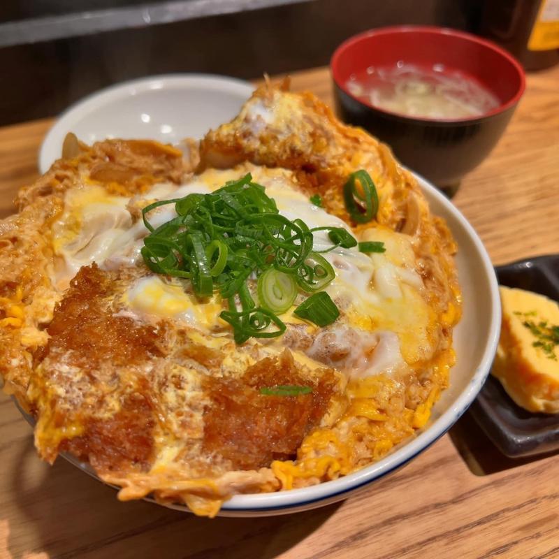 かつ丼(めし処 呑処 長屋)