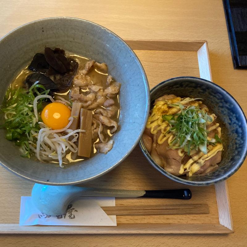 徳島ラーメン風なラーメン(拉麺 紺野屋)