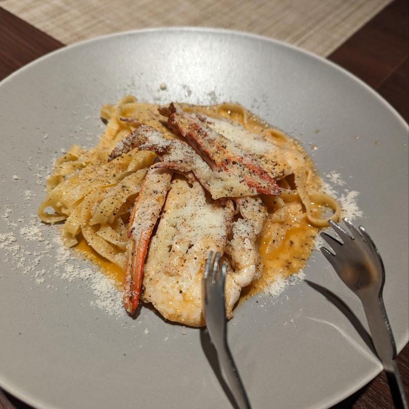 渡り蟹のトマトクリームパスタ(マレ)