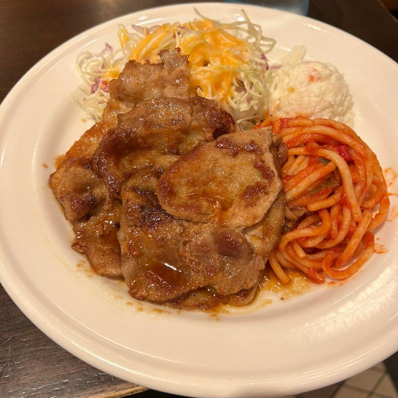 三元豚ロースの生姜焼き(ニュー・トーキョー ビヤホール 東京駅八重洲口店 )