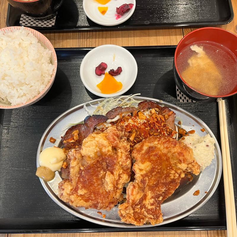 B定食 スパイスチャーシューエッグ(大衆酒場 玉ちゃん食堂)