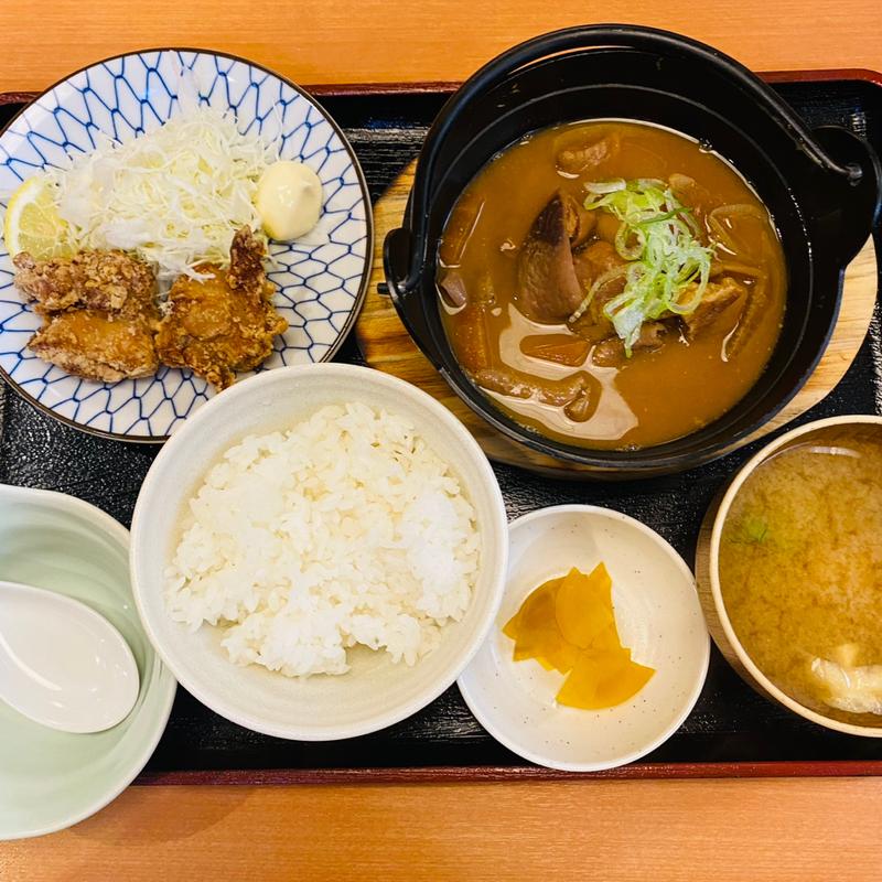 名物煮込みセット　おちょぼライス(大衆食堂 定食のまる大 多摩センター店)